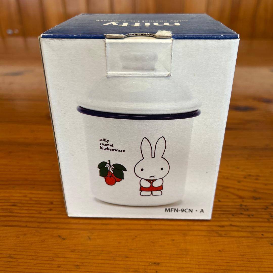 【新品未使用】ホーロー製　ミッフィー 食器セット 9cm キャニスター&カップ