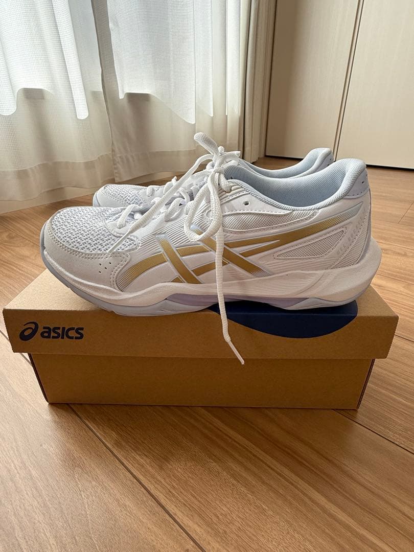 美品　asics バレーボールシューズ GELROCKET12 25.0