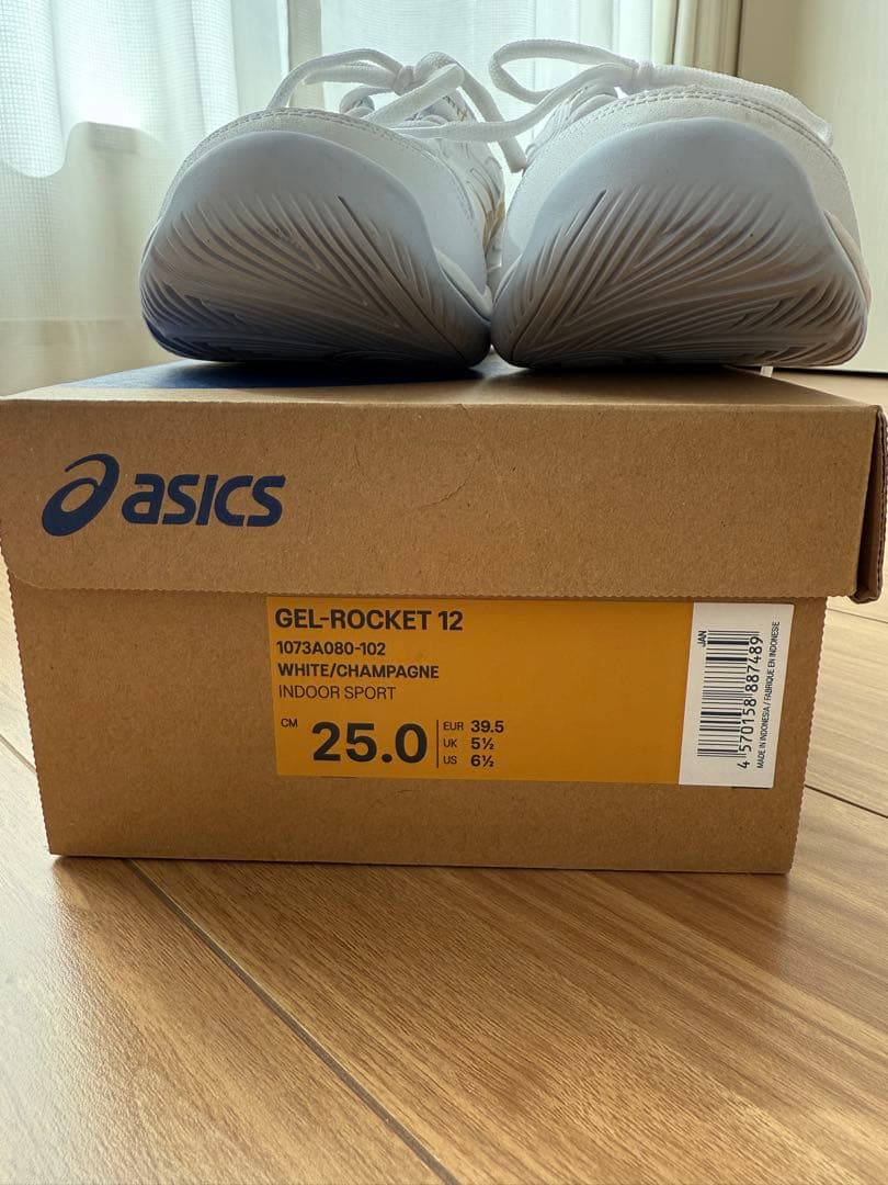 美品　asics バレーボールシューズ GELROCKET12 25.0