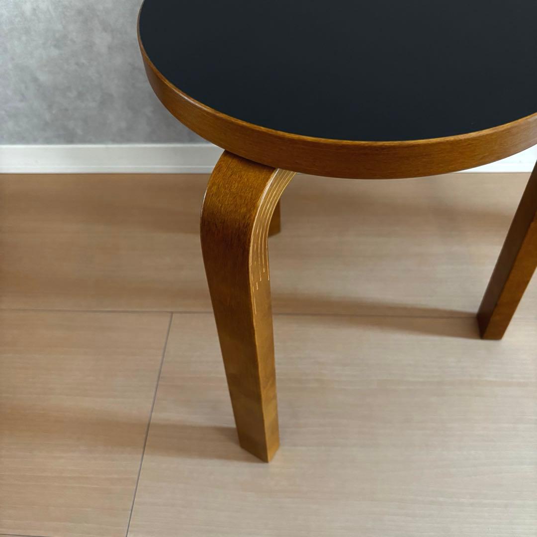 artek スツール60 ハニーステイン ブラック
