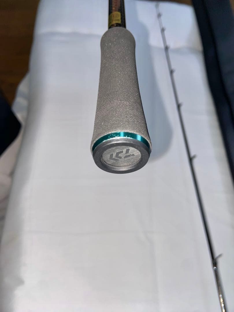 （未使用に近い美品)2019エメラルダス STOIST AGS 72H-MT