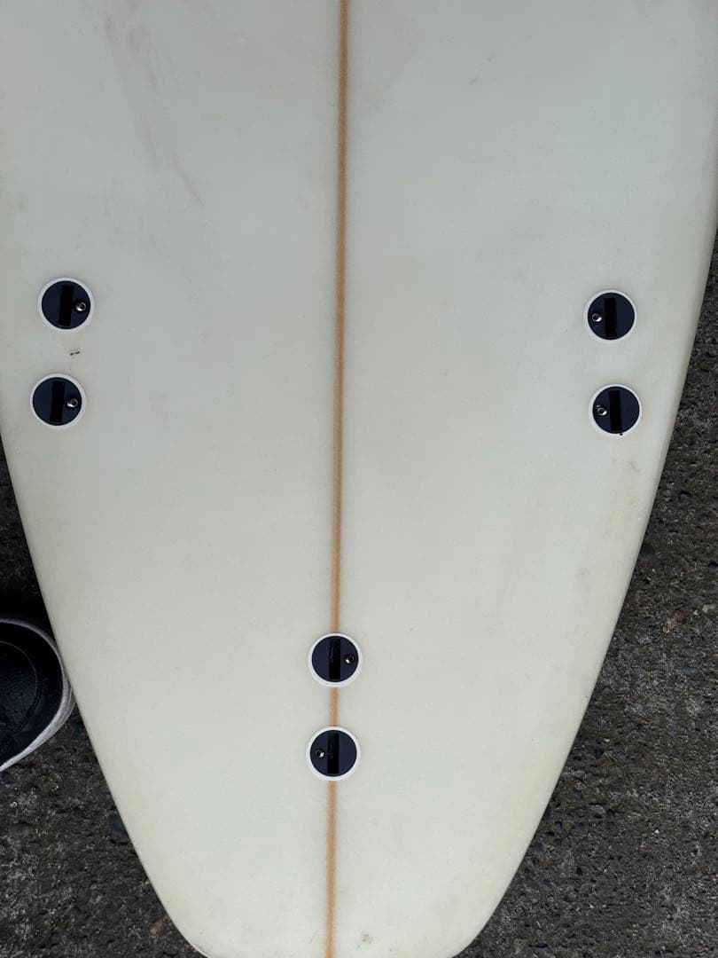 サーフボード　6'10