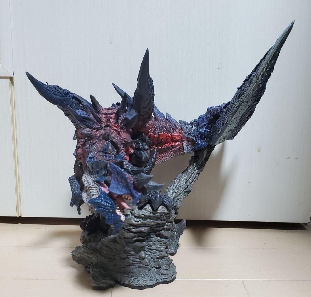 モンスターハンター　モンハン　フィギュア　ディノバルド