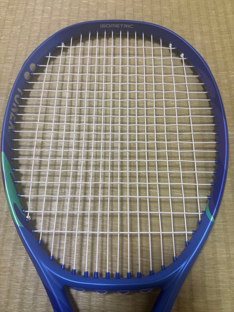 YONEX Eゾーン98 (テニスラケット)