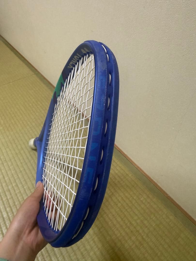 YONEX Eゾーン98 (テニスラケット)
