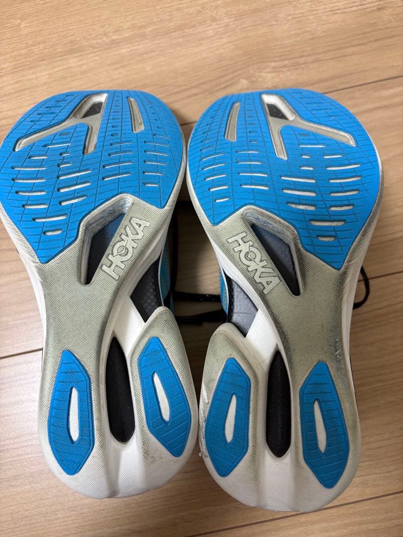 4/4 まで値下げHOKA シエロ　X1 2.0 26.0