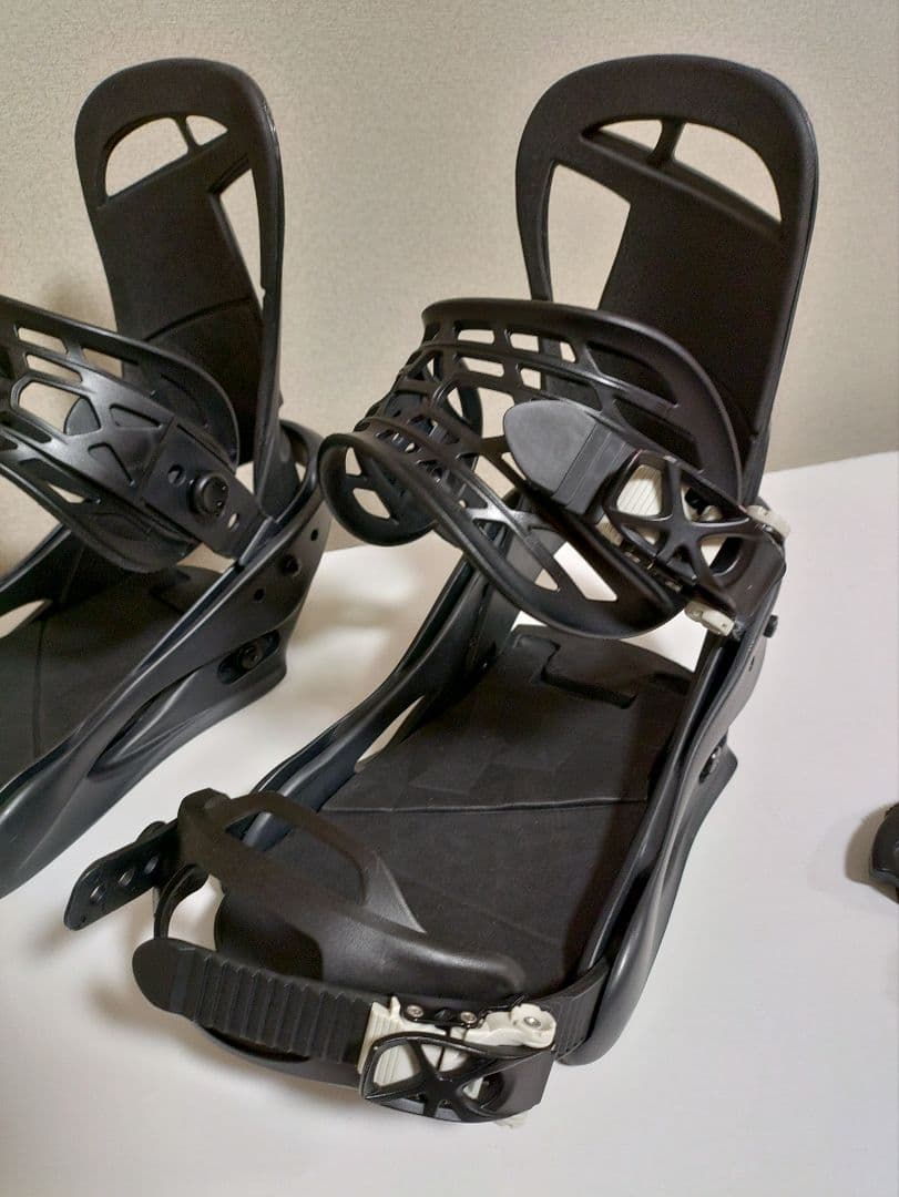 レディース　BURTON citizen Mサイズ Re:Flex　シチズン
