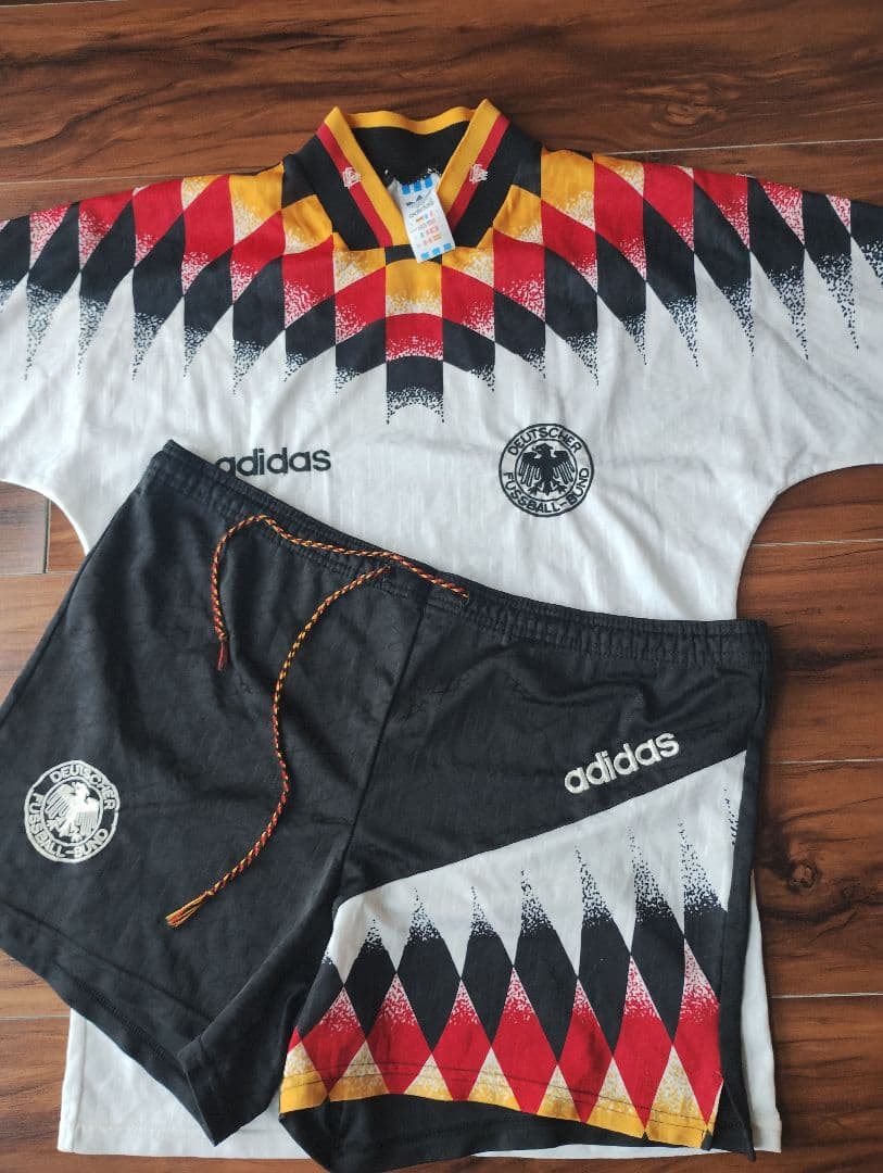 【希少】adidas 94W杯ドイツ代表 サッカーシャツ＆ショーツセット