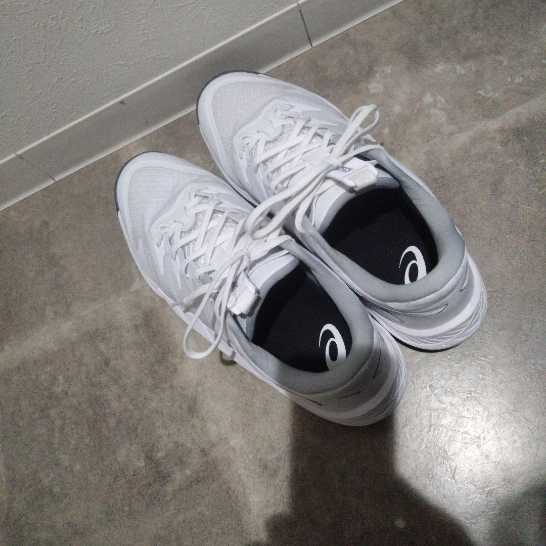 ASICS UNPRE ARS2 ホワイト バスケットシューズ