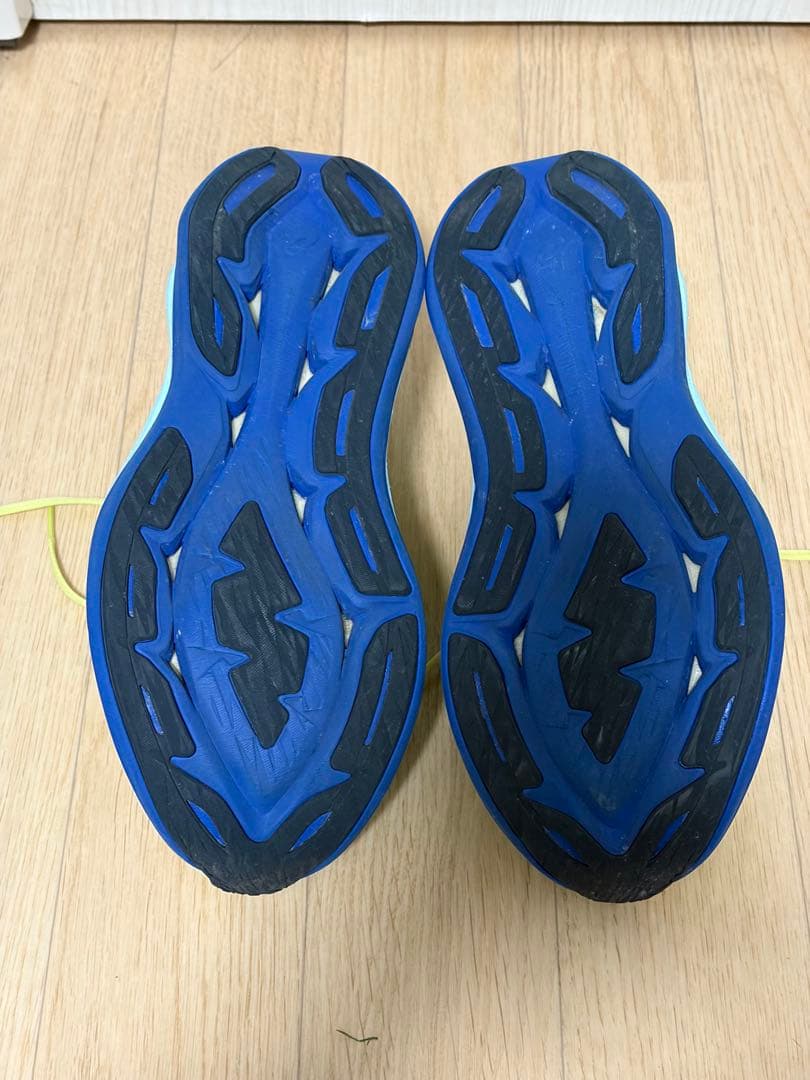 アシックス スーパーブラスト26.0 美品