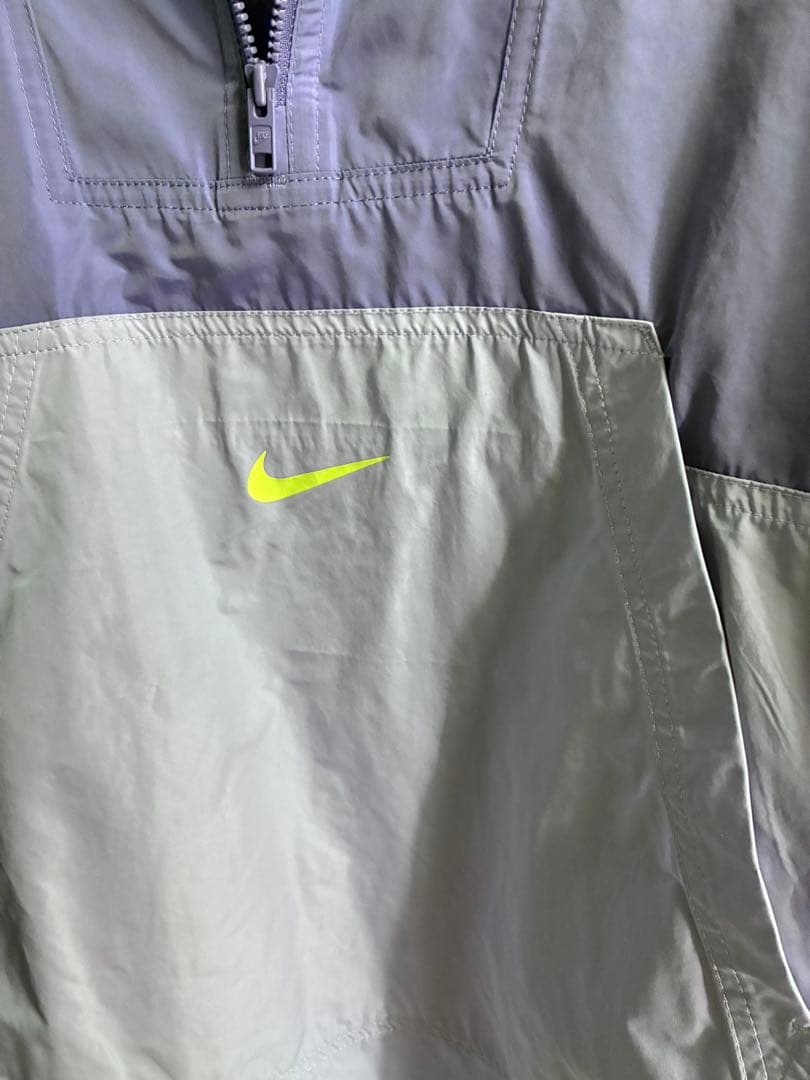 Nikeプルオーバー hoodie