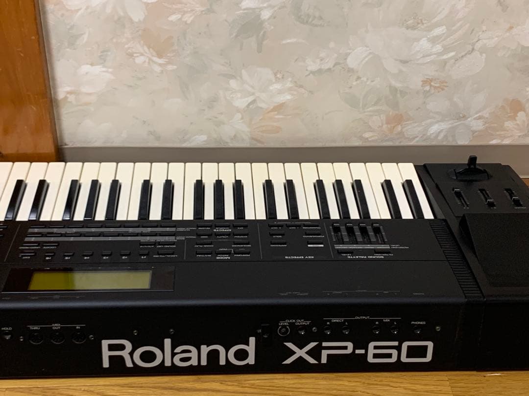 Roland XP-60 音楽ワークステーション