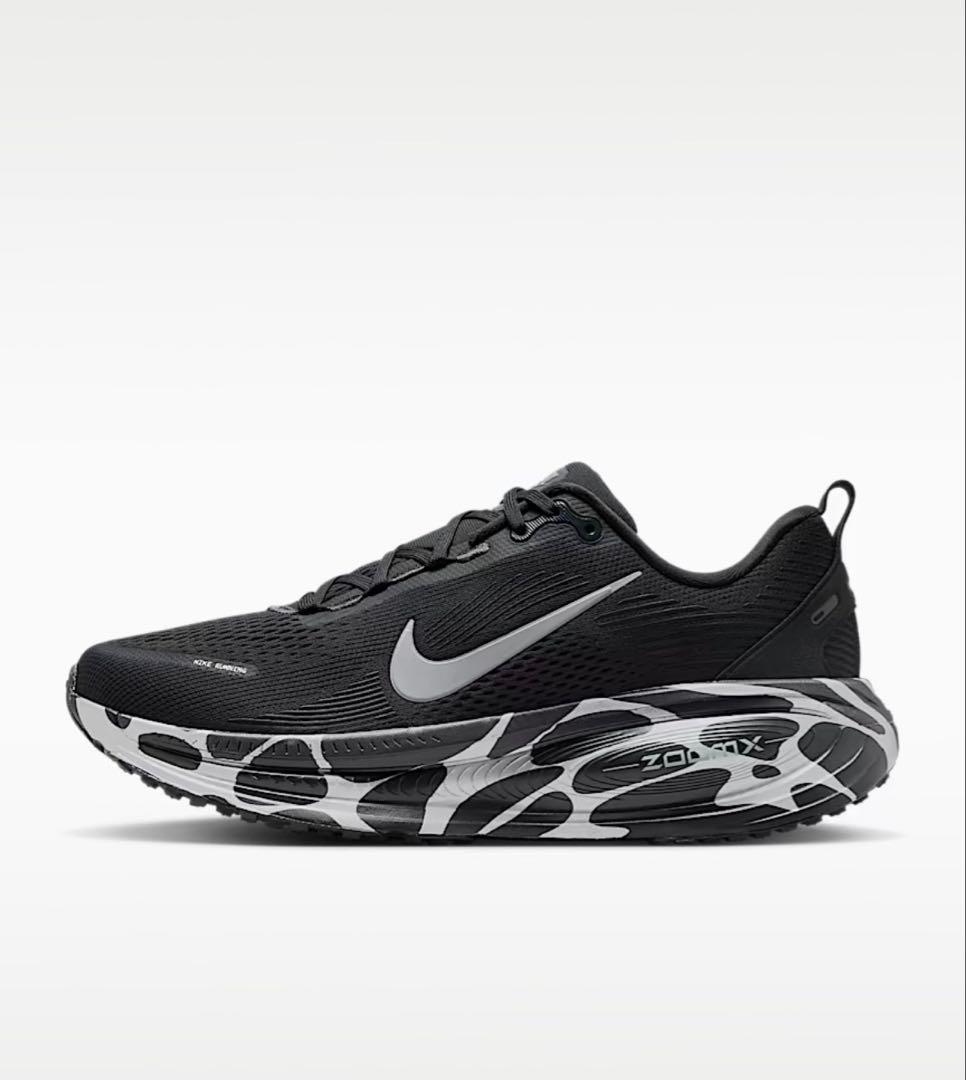 【新品・未使用】Nike ボメロ18 【メンズ　25.0cm】