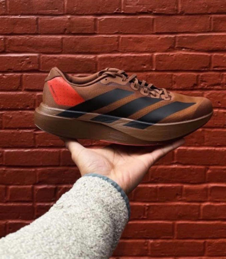 adidas Humanrace EVO SL Pharrell 　25.5cm