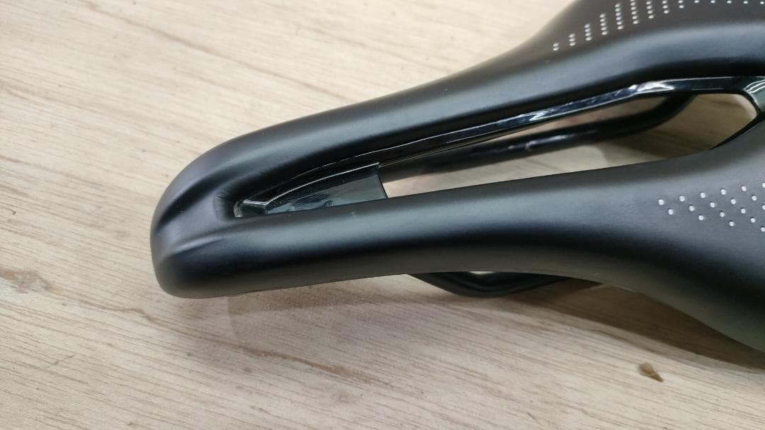 ■スペシャライズド パワーサドル　？ 143mm■