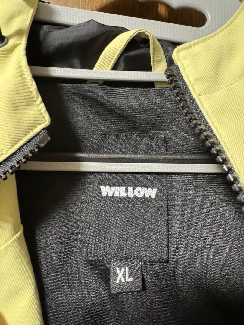 WILLOW セットアップ　上下セット　スノーボード　ウェア　黄色　L と XL