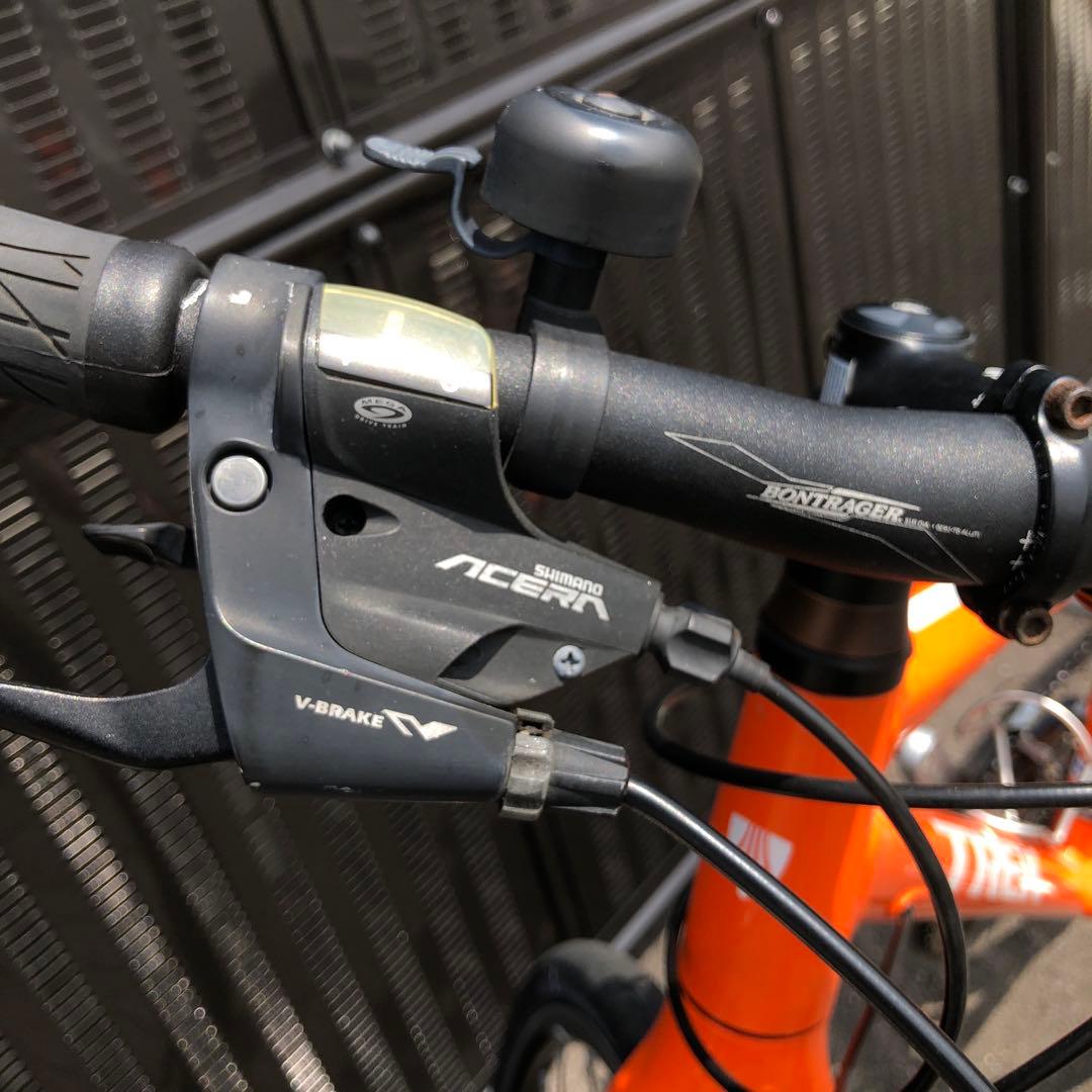 Trek クロスバイク オレンジ 700C 7段ギア