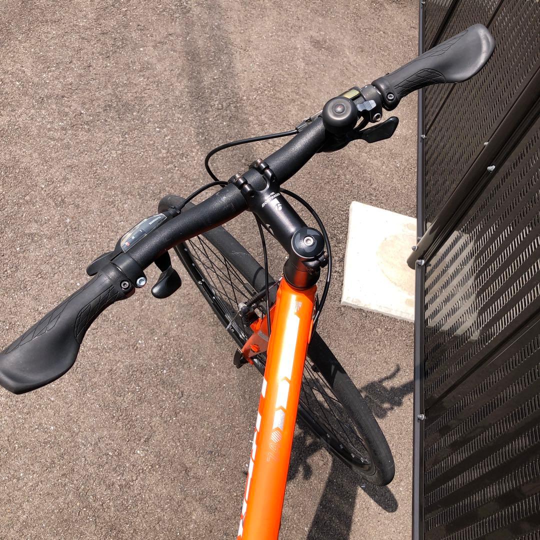 Trek クロスバイク オレンジ 700C 7段ギア