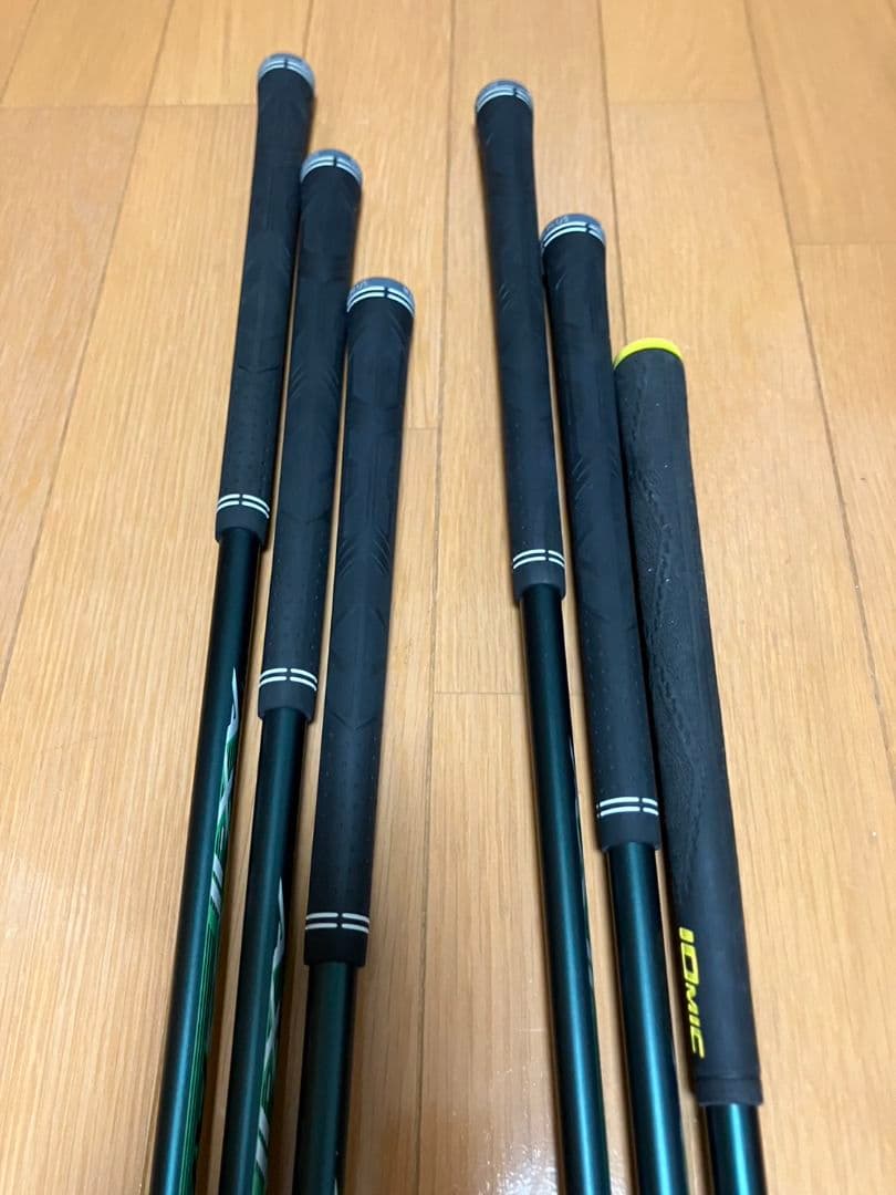 ゼクシオエックスアイアン6本、6〜Awセット（硬さS）、AX-2
