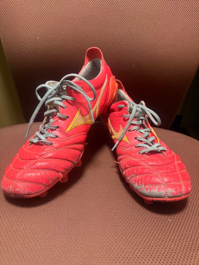 Mizuno モレリアネオ4フェアリーコーラルカラー 値下げあり❗️