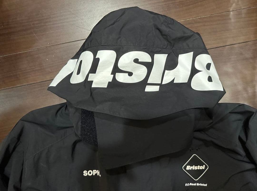 F.C.Real Bristol ブリストル TOUR BENCH COAT