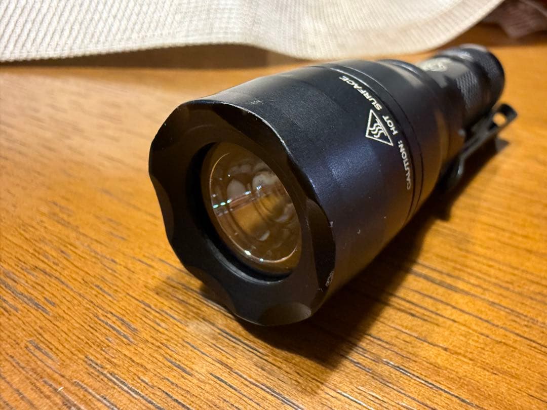 SUREFIRE E1B BACKUP MV 懐中電灯