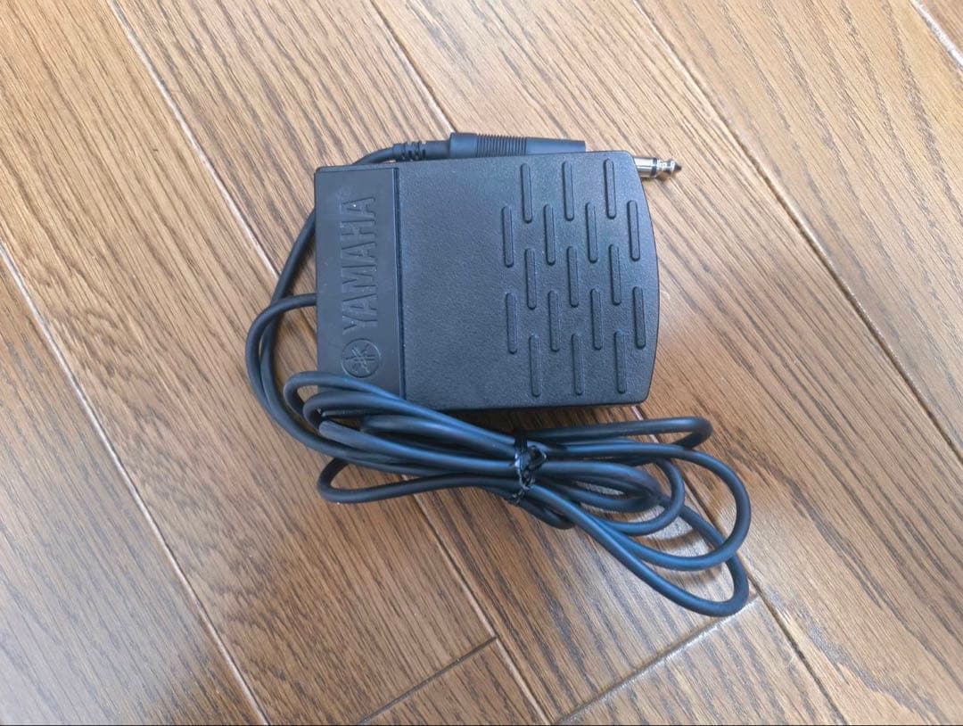 ヤマハ　P225B 電子ピアノ　キーボード　ブラック