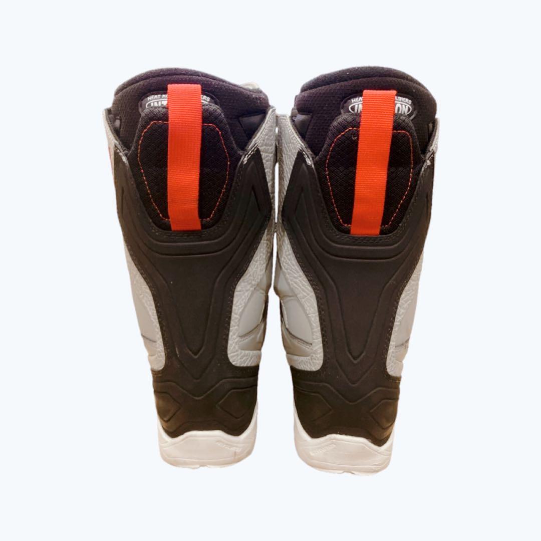 サーティーツー ThirtyTwo LASHED スノーボードブーツ (極美品)