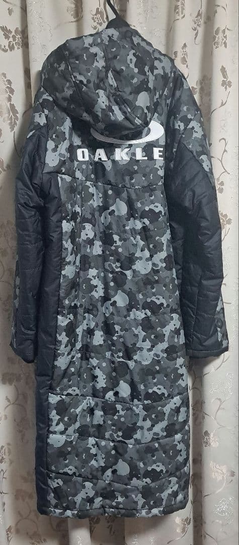 OAKLEY　迷彩　ベンチコート　XL　美品