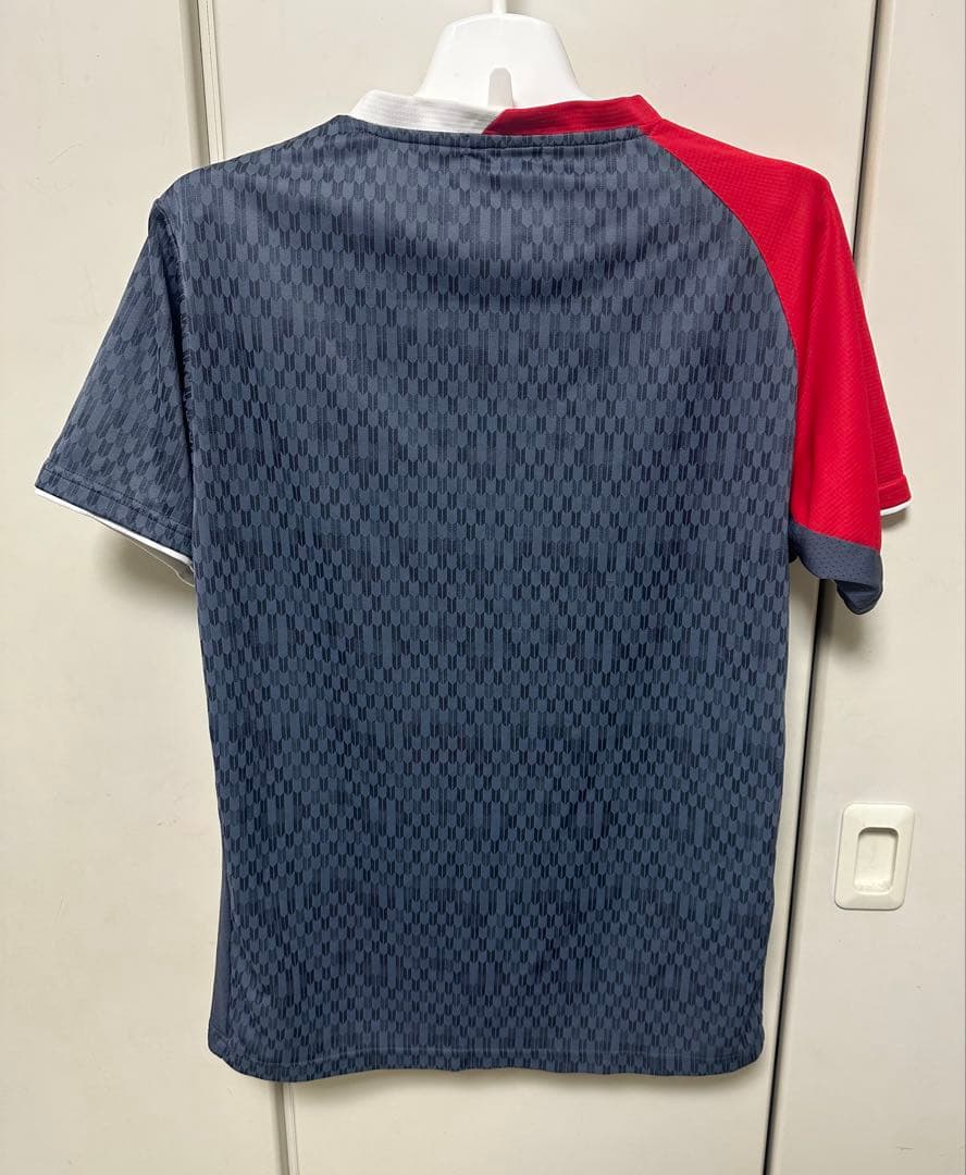 ヨネックス　バドミントンシャツ Lサイズ グレー/レッド