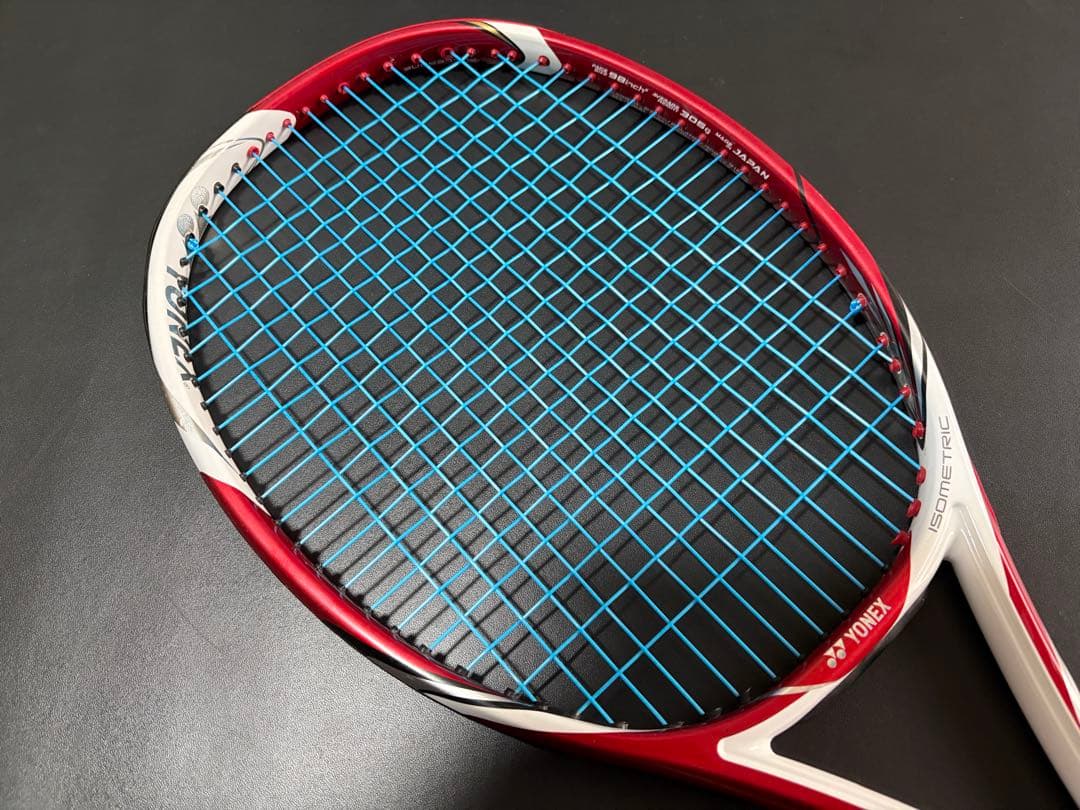 【特別価格】VCORE 98D テニスラケットG3 硬式 2011年モデル