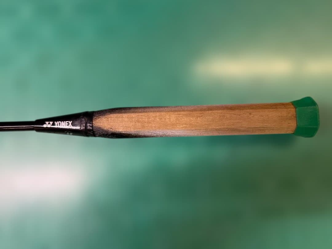 ラケット YONEX VOLTRIC 80 3UG4