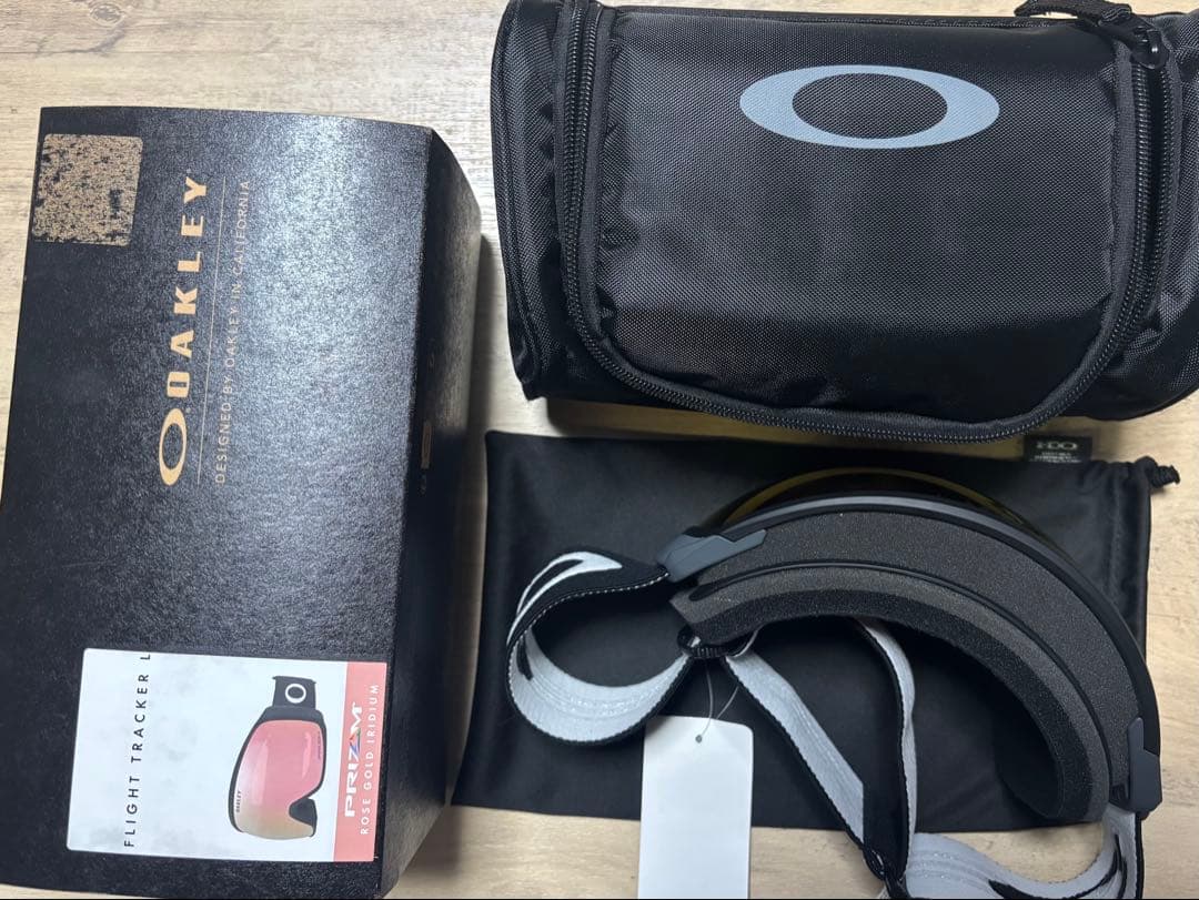 新品未使用 オークリー Oakley Flight Tracker L ゴーグル