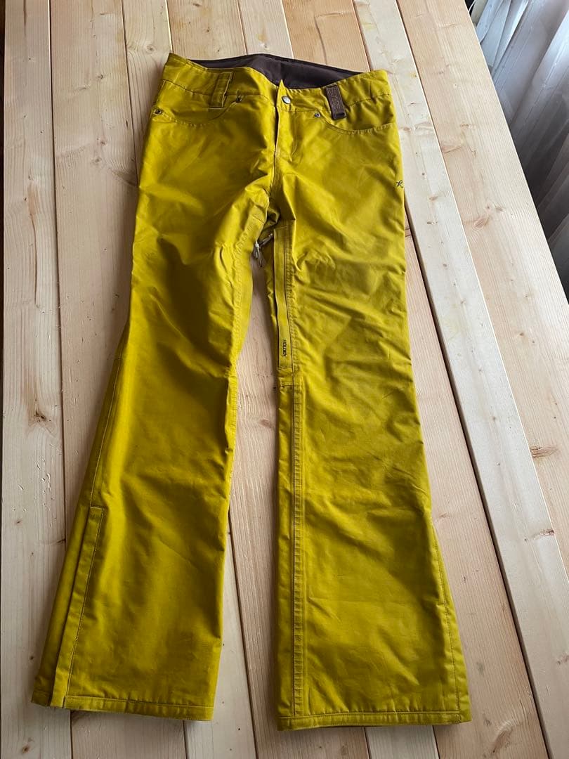ARGトップス＆HOLDENボトムスM〜L美品上下セット＋おNEWビーニー付