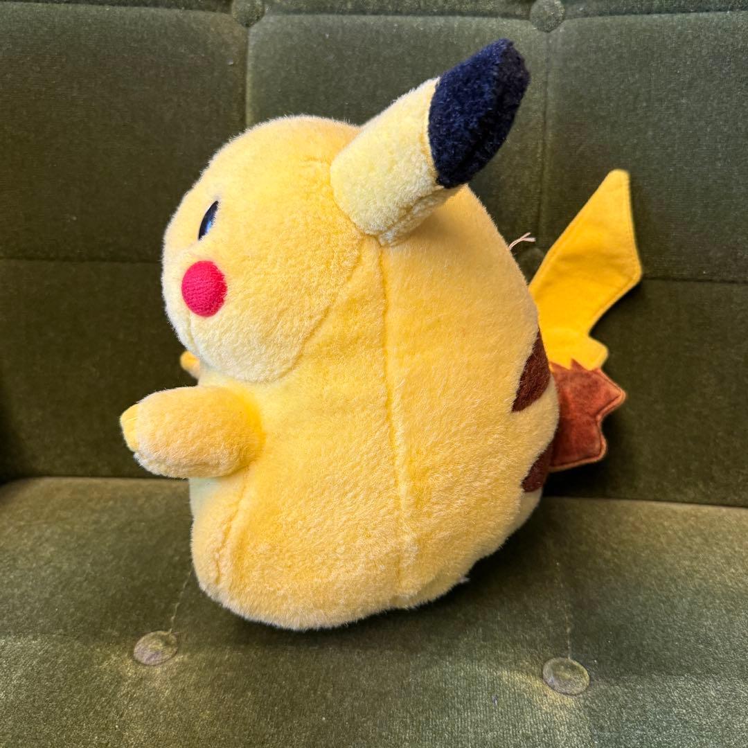 希少　初代ピカチュウ　ぬいぐるみ　TOMY当時物