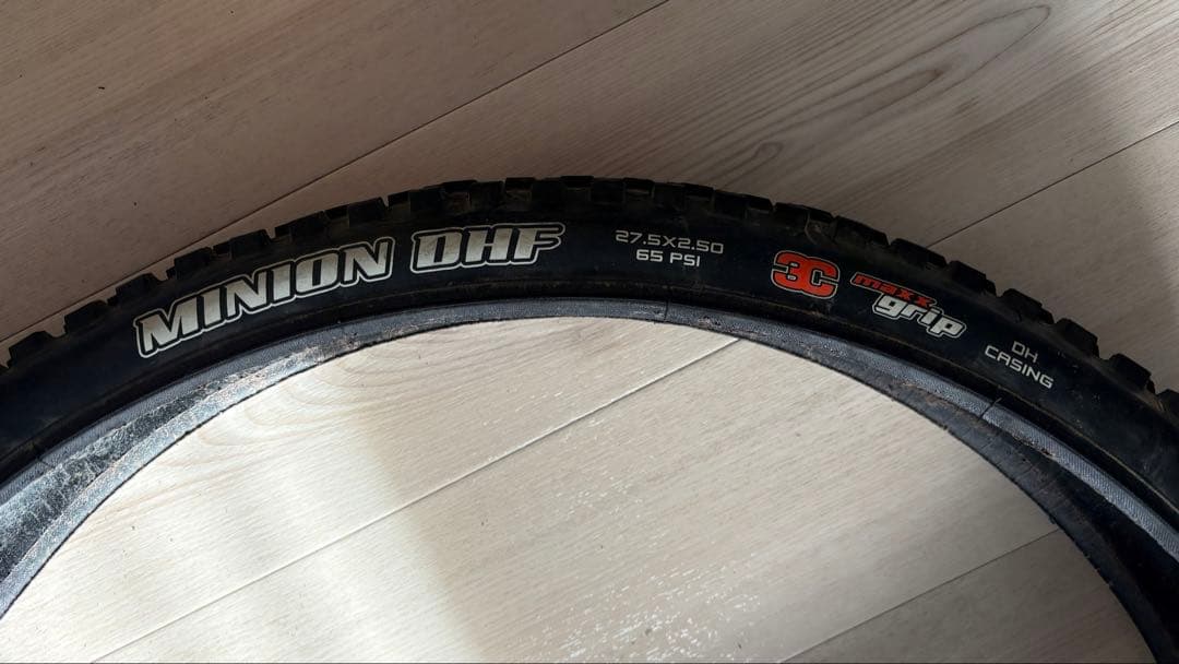 MAXXIS MINION DHF MAX GRIP 27.5×2.5