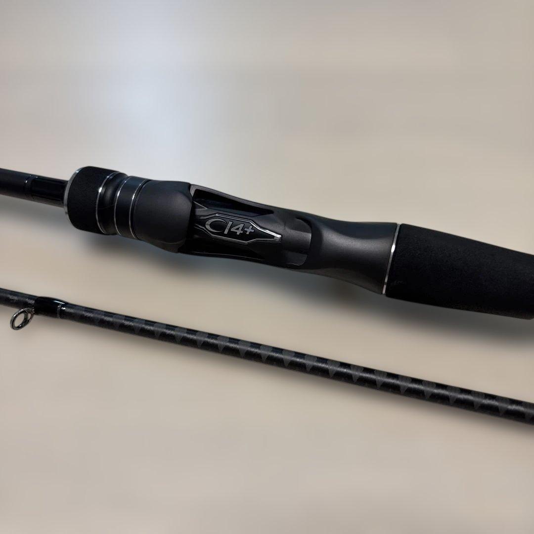 美品 シマノ 23ディアルーナ B86M シーバスロッド ベイトモデル 釣竿