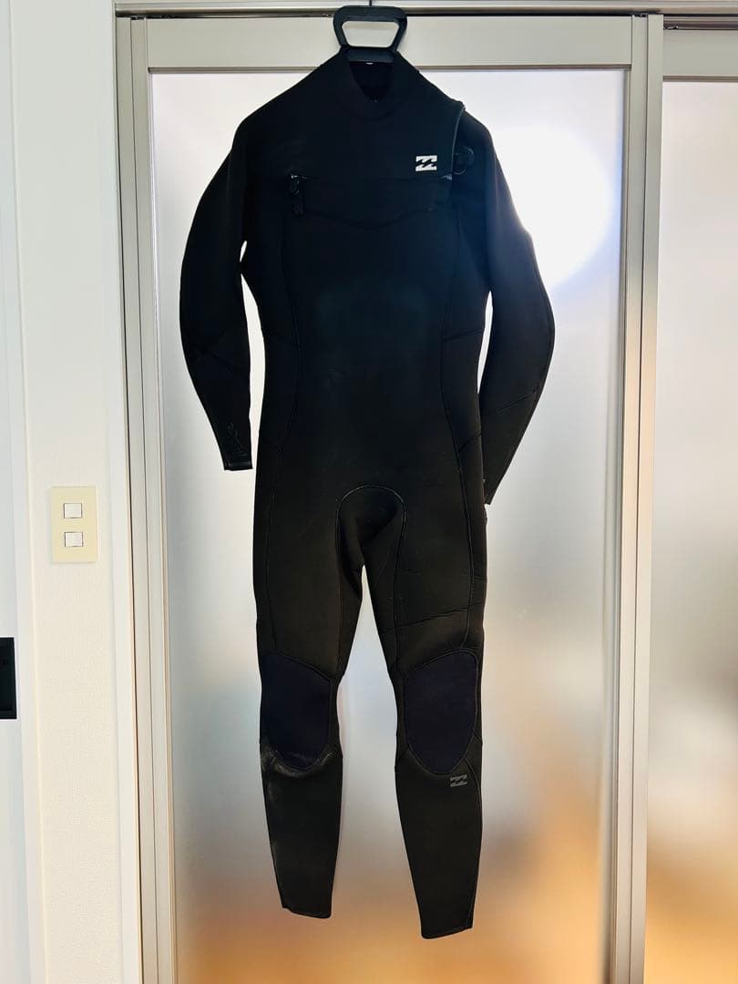 ビラボン　billabong ウェットスーツ　ジャーフル　MLサイズ　既製品