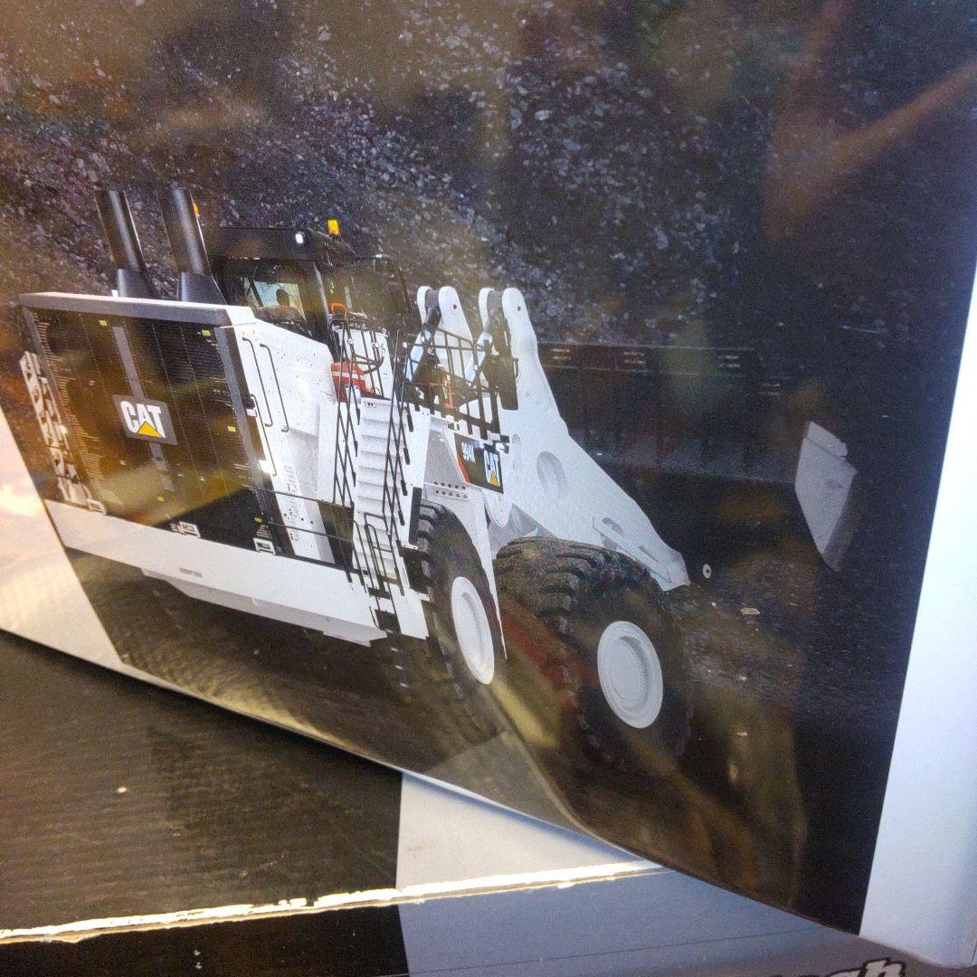 キャタピラー建機　CAT 994K WHEEL LOADER