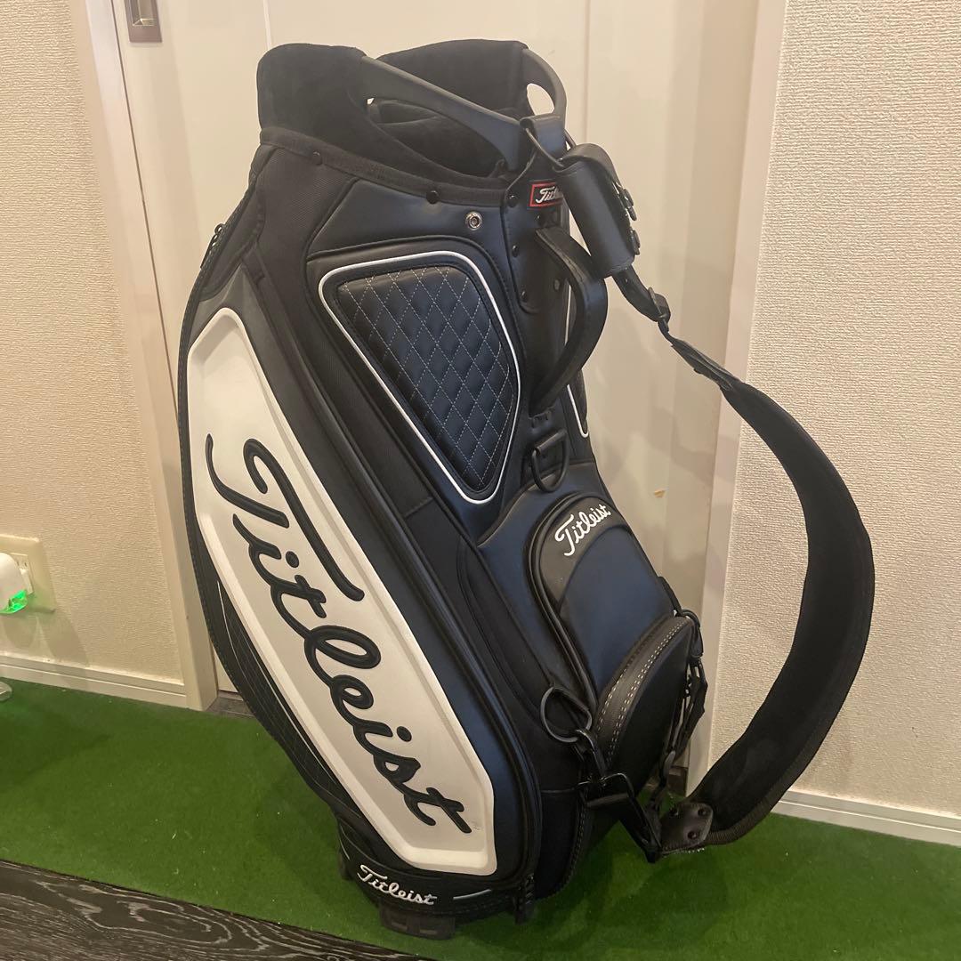 Titleist キャディバッグ 現行モデルツアーバッグ9.5型