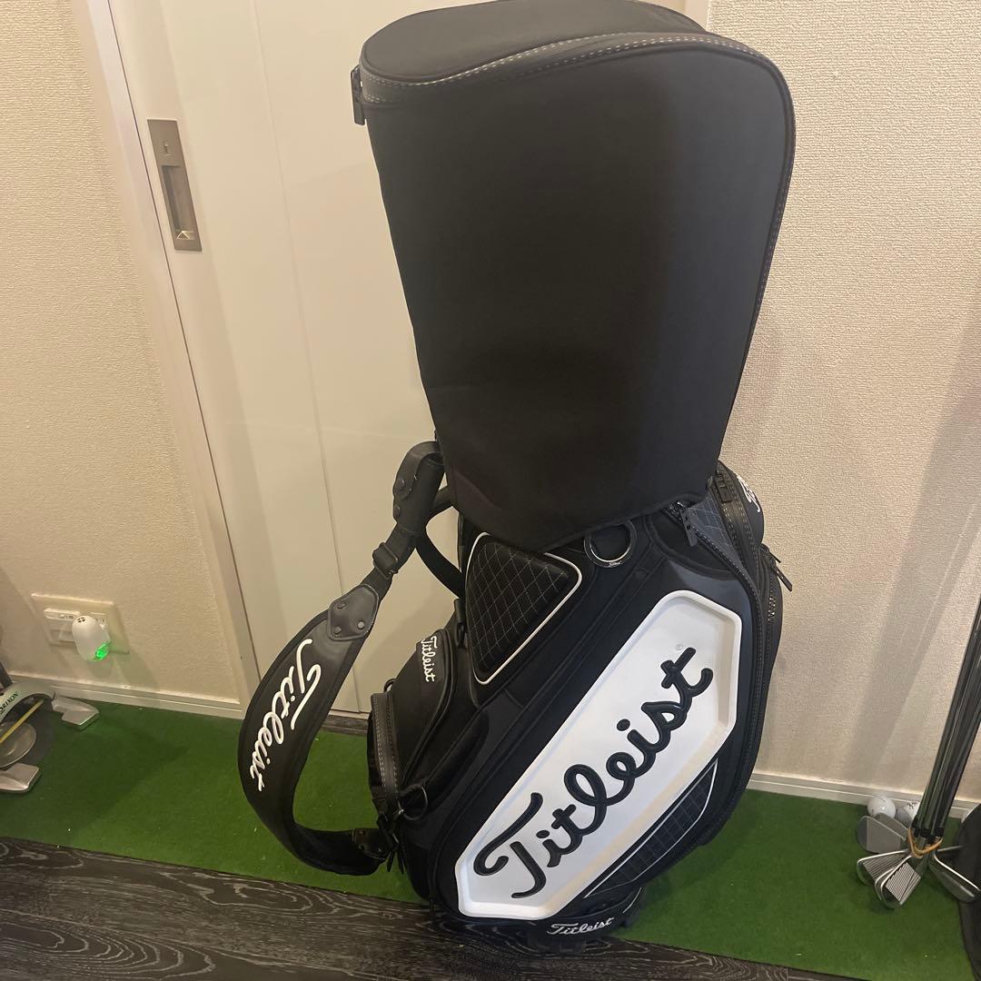 Titleist キャディバッグ 現行モデルツアーバッグ9.5型