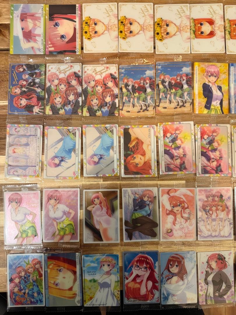 【未開封】五等分の花嫁 ウエハースカードなど まとめ売り