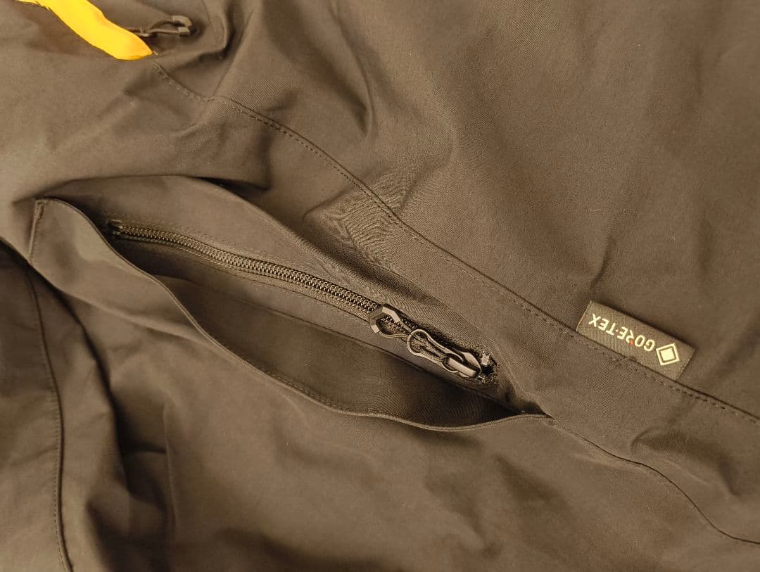 VOLCOM GORE-TEX スノーボードウェアM/ L