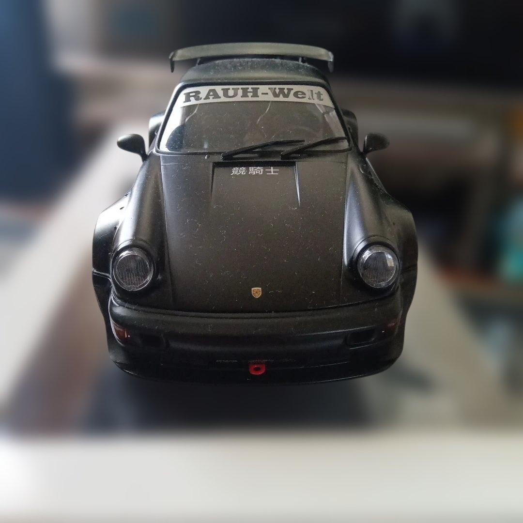 RAUH-Welt Porsche 911 ミニカー 1/18リバティウォーク