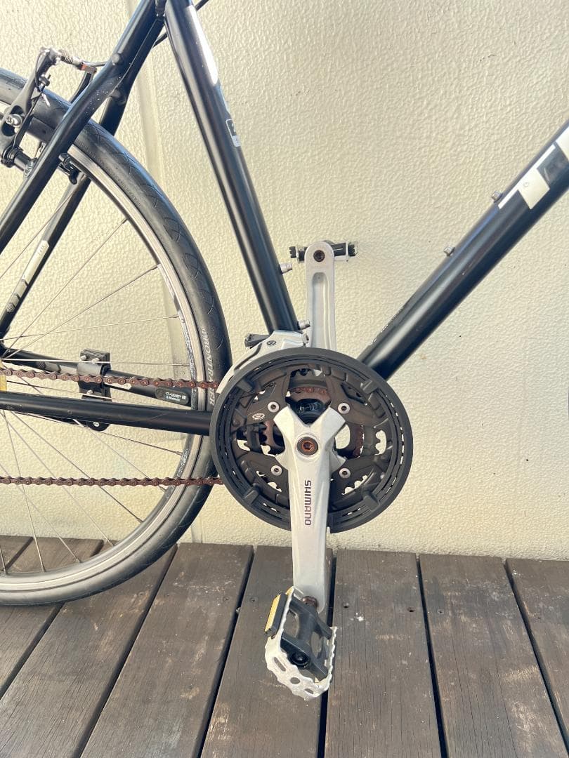 トレック ＴＲＥＫ FX7.4　シマノ２７段変速クロスバイク　５１０㎜　引取専用