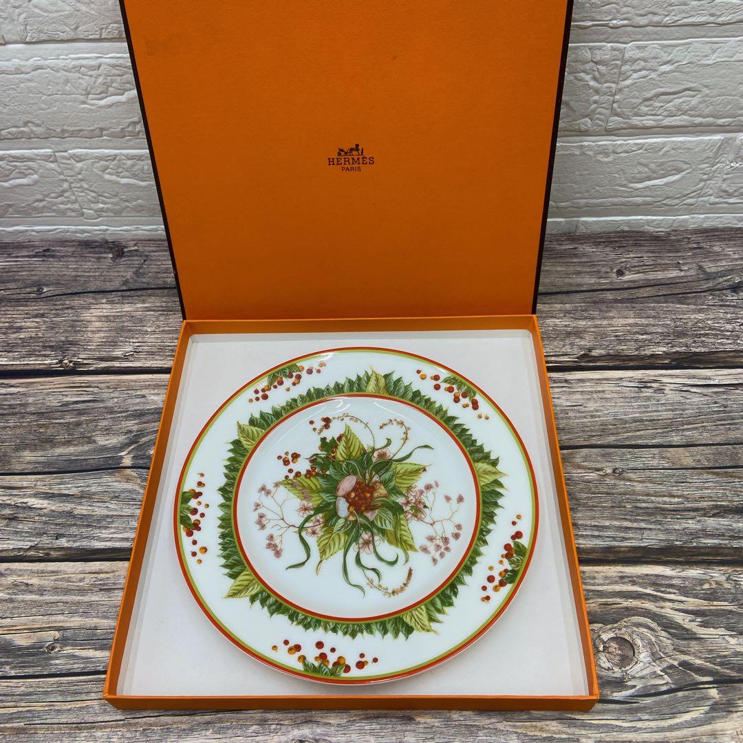 【美品】HERMES エルメスプレート　ピタゴラスの庭　22.5cm