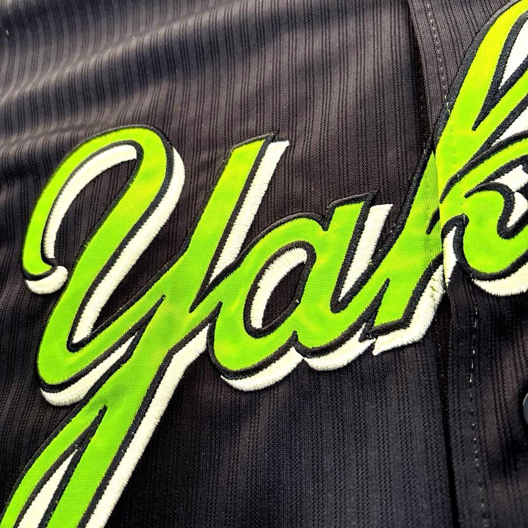 【美品】長岡秀樹　東京ヤクルトスワローズ　公式レプリカユニフォーム　XLサイズ