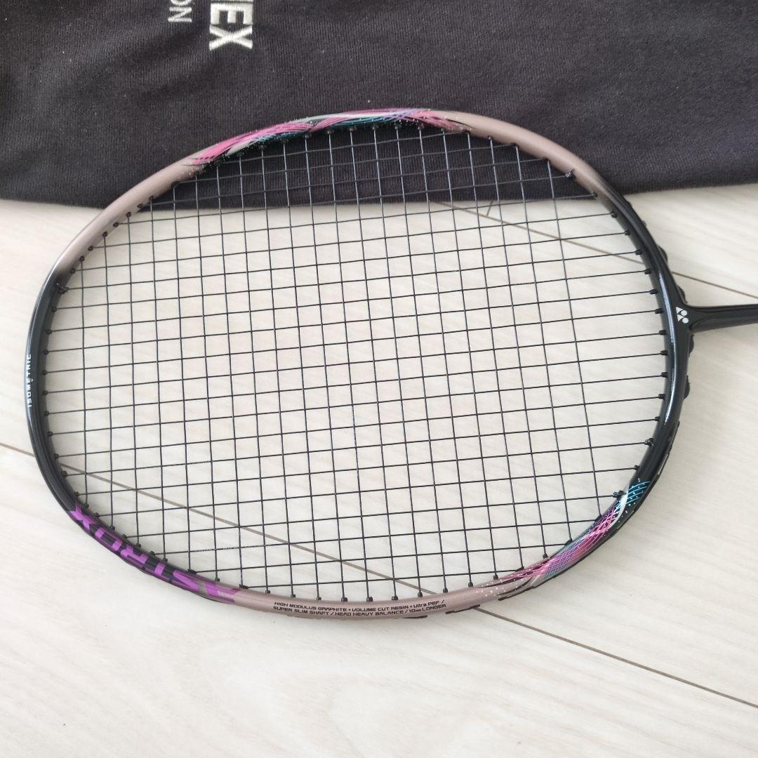 バドミントン　ラケット　YONEX　ヨネックス　ASTROX　ガット　グリップ