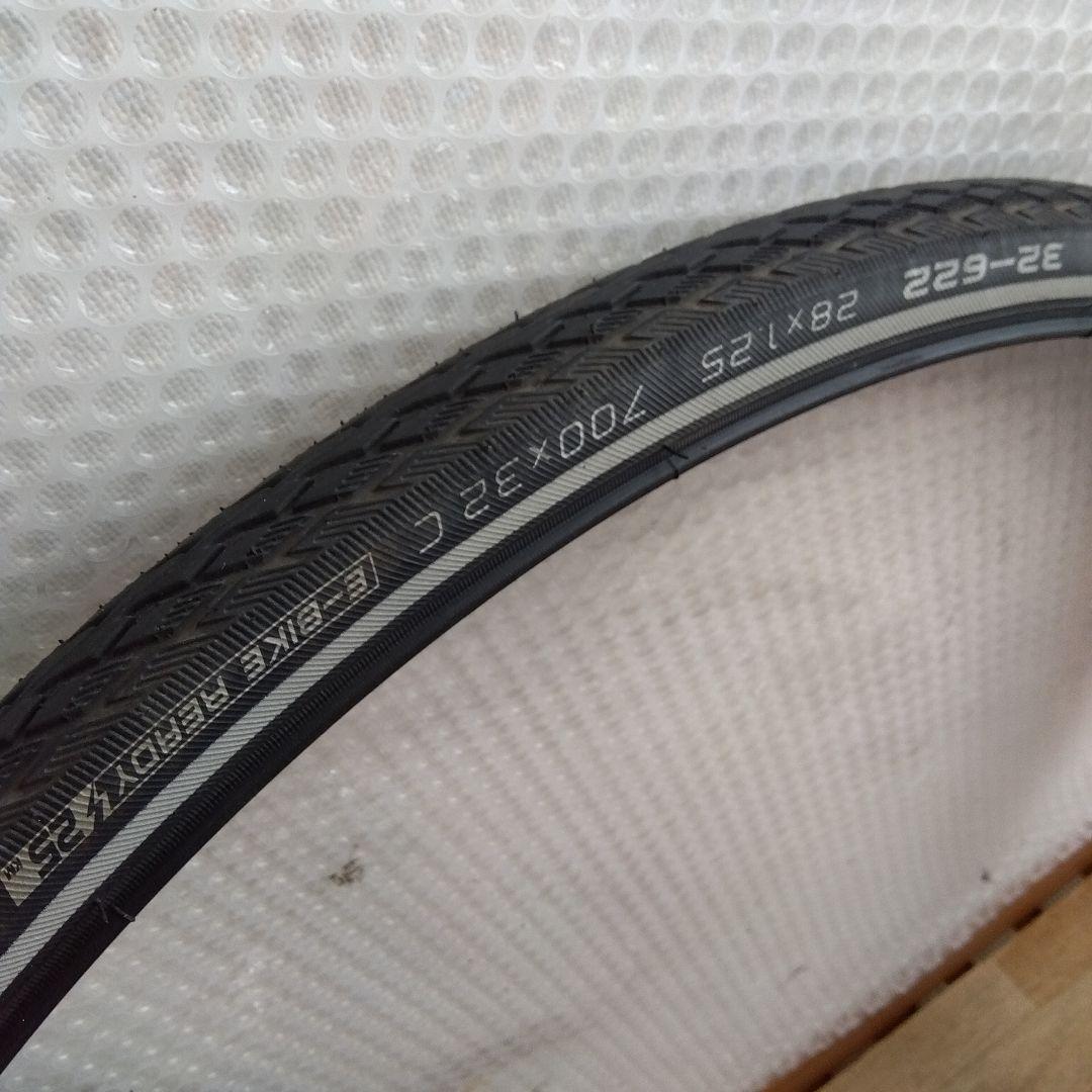 700×32Cタイヤ　SCHWALBE　MARATHON　シュワルベ　マラソン