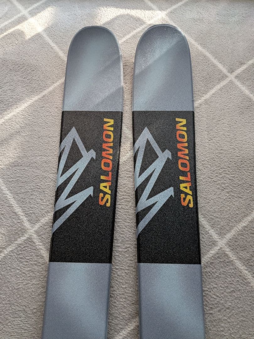 SALOMON スキー 板 アトミックビンディング付き